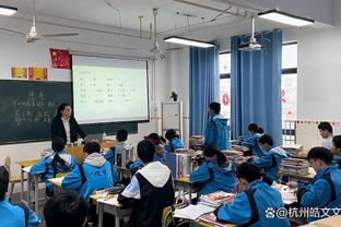 字母哥：球队天赋很高 但是有时我们打得杂乱无章